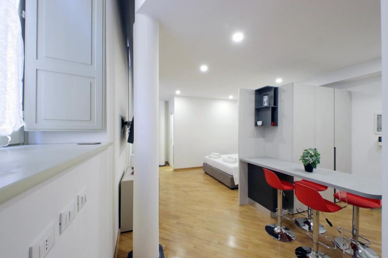 Trevi Suite Apartment - Barberini ローマ エクステリア 写真