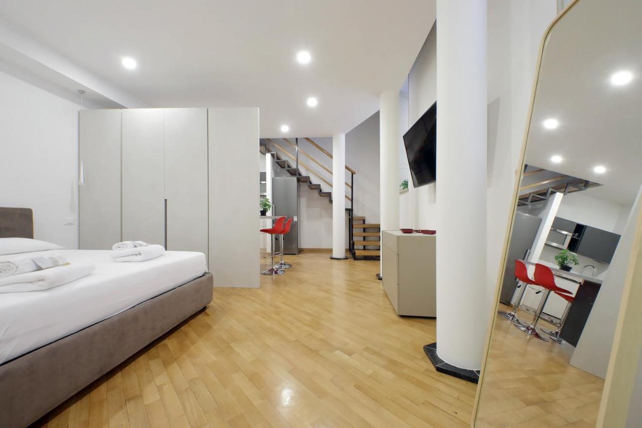 Trevi Suite Apartment - Barberini ローマ エクステリア 写真