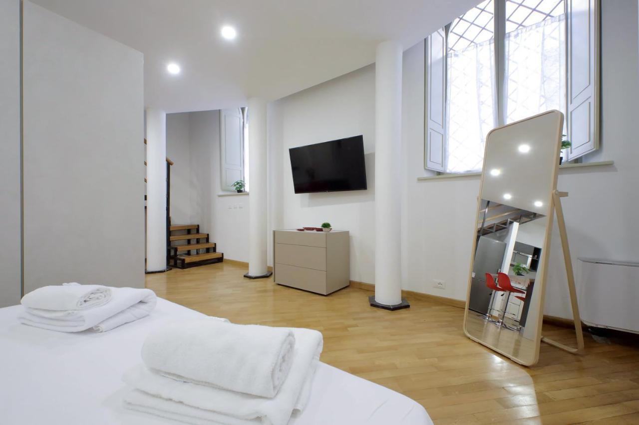 Trevi Suite Apartment - Barberini ローマ エクステリア 写真