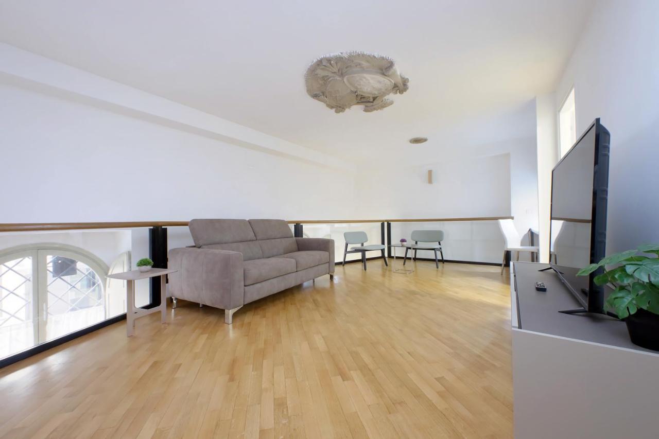 Trevi Suite Apartment - Barberini ローマ エクステリア 写真