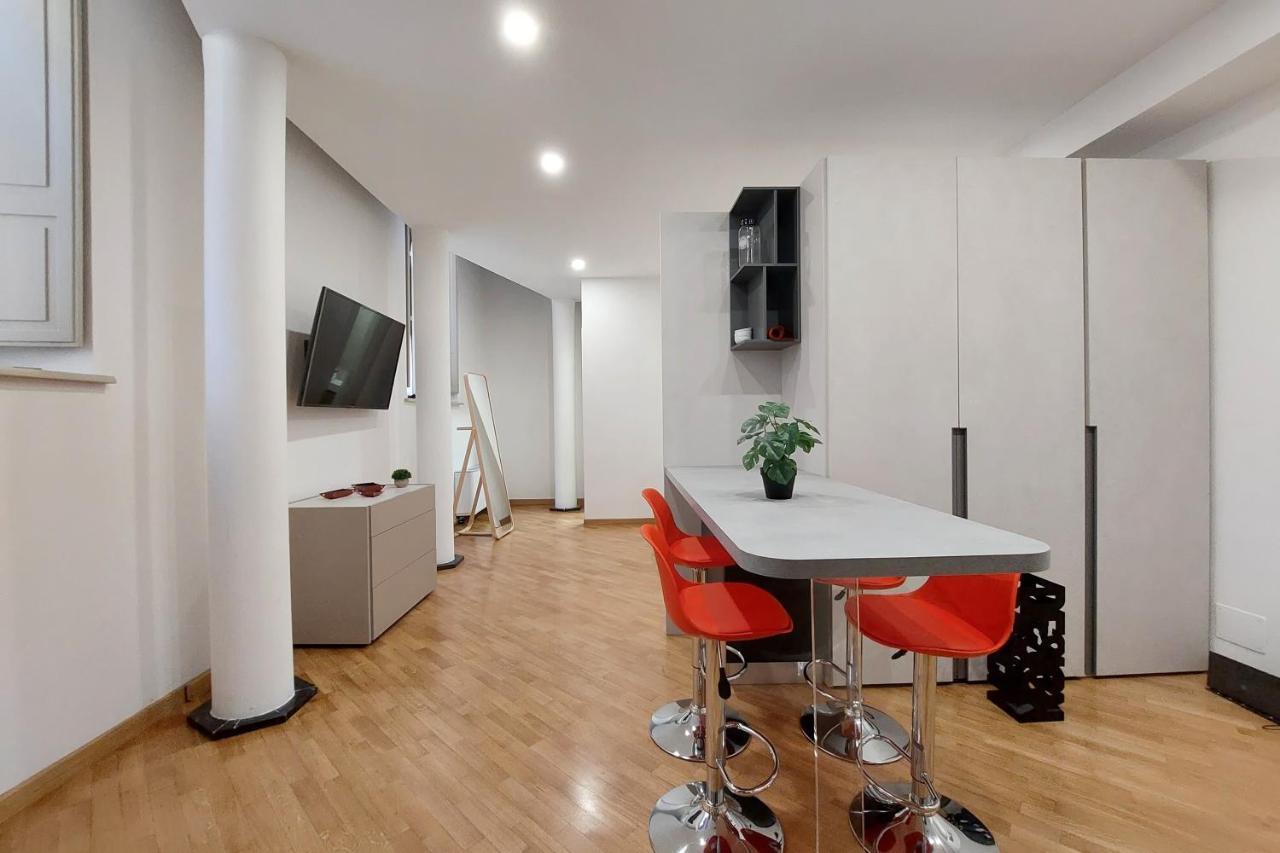 Trevi Suite Apartment - Barberini ローマ エクステリア 写真