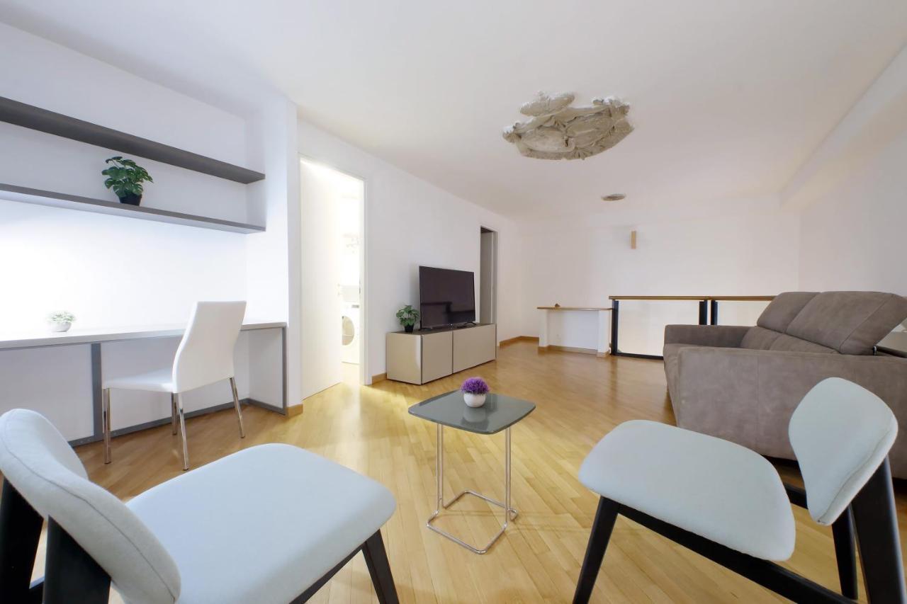 Trevi Suite Apartment - Barberini ローマ エクステリア 写真